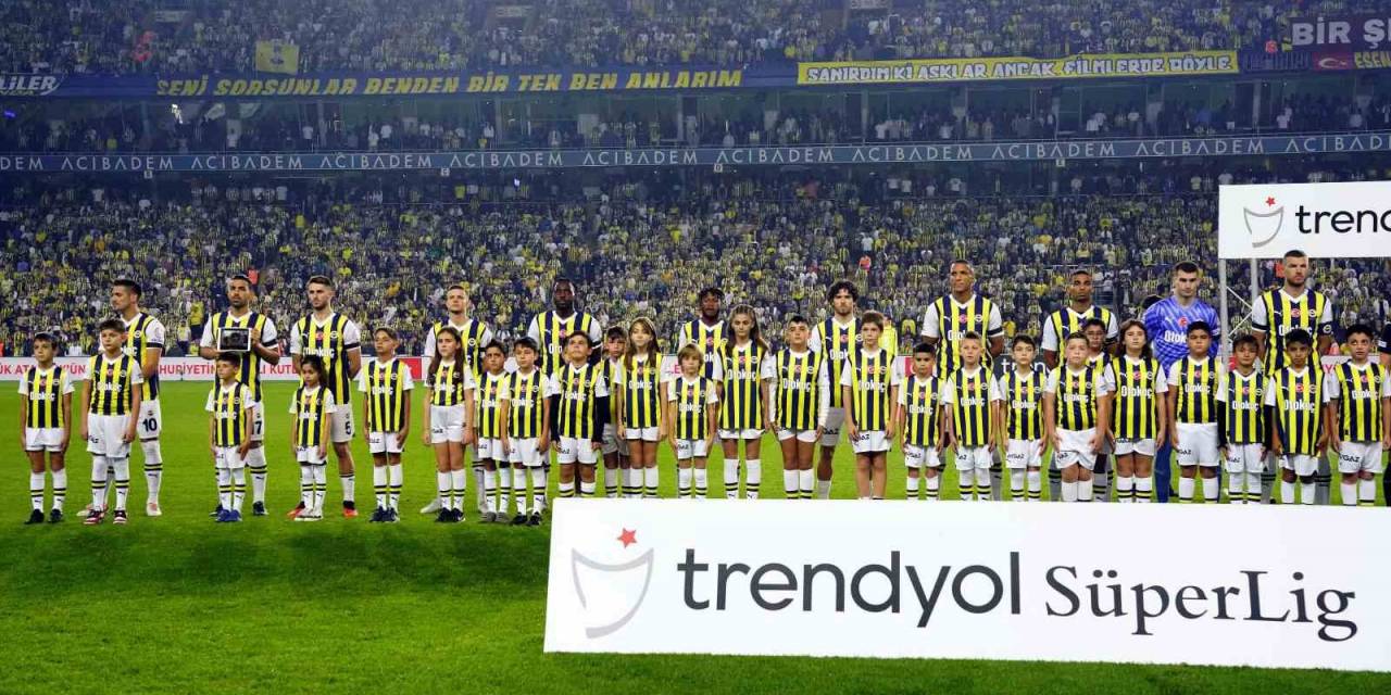 İsmail Kartal’dan Tek Değişiklik