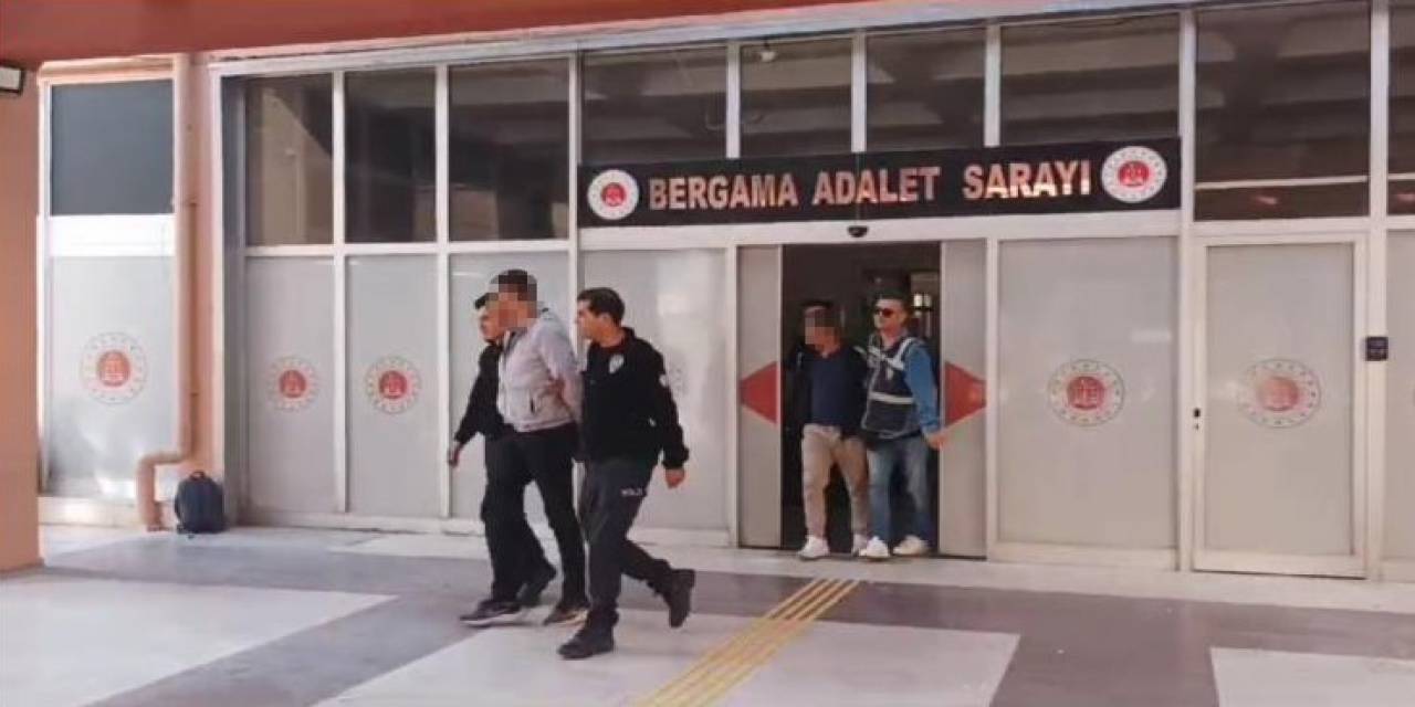 Polisi Görüp Attıkları Poşetten Uyuşturucu Çıktı