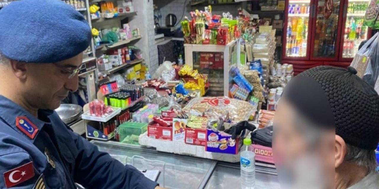 İş Yerinden 22 Bin Lira Çalan Hırsız Güvenlik Kamerasına Takıldı