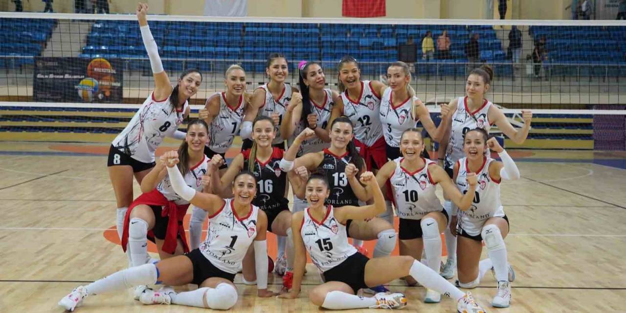 Bilecik Belediye Spor Voleybol Takımı Tvf Kadınlar 2. Lige Galibiyet İle Başladı