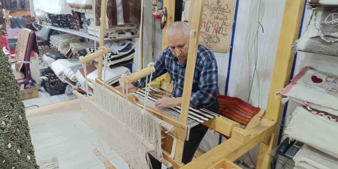 Yılda Bir Kere Kırklanan Tiftik Keçisinden Üretilen Siirt Battaniyesine Kış İlgisi