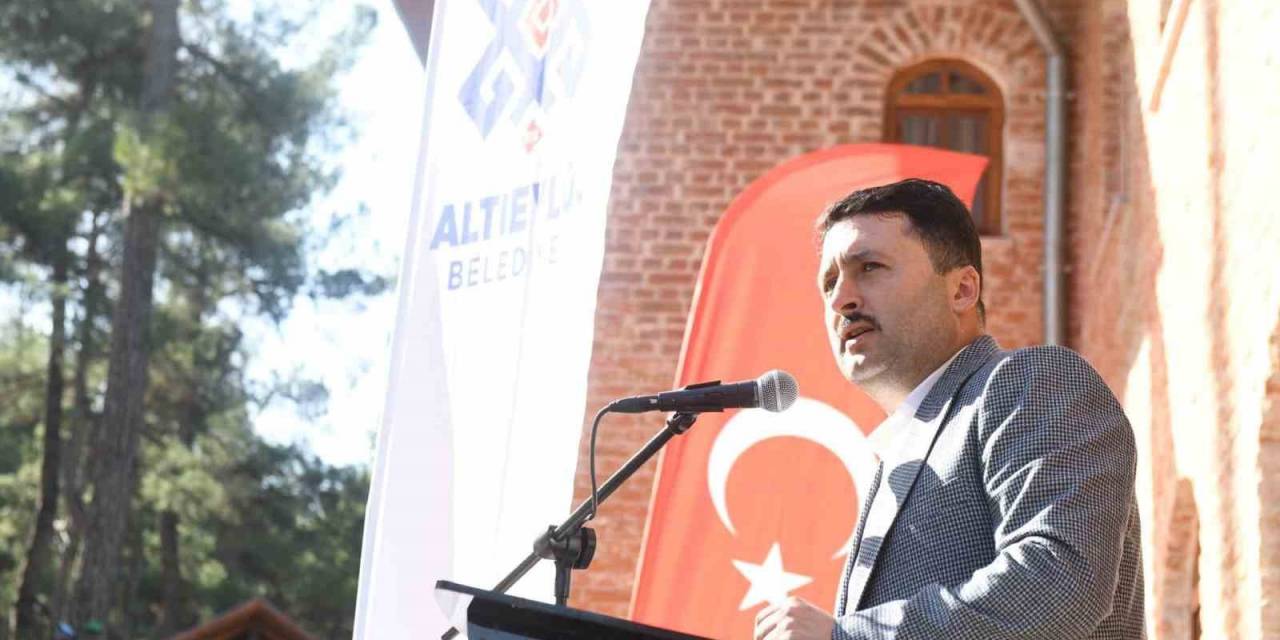 Altıeylüllü Muhtarlar Konakpınar Gençlik Merkezi’nde Bir Araya Geldi