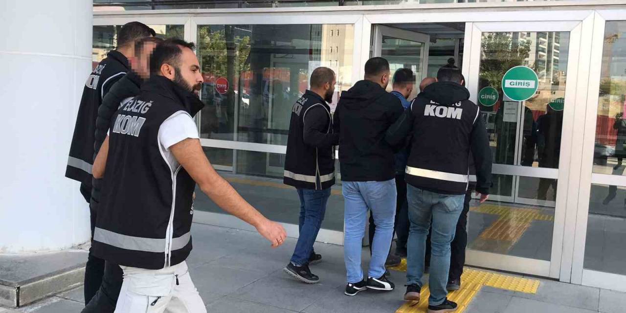Elazığ’da Silah Kaçakçılığından Adliyeye Sevk Edilen 3 Şüpheli Tutuklandı