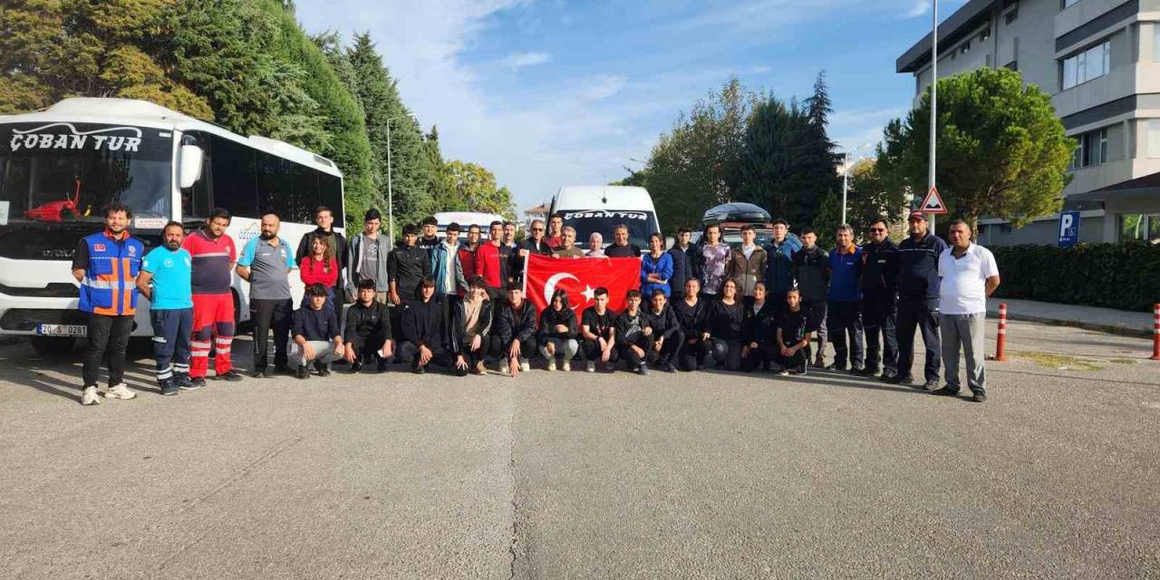 Denizli’de 100. Yıl Gençlik Yürüyüşü Gerçekleştirildi