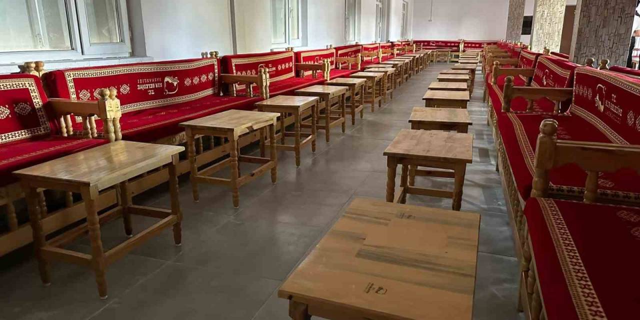 Diyarbakır’da Taziye Evlerine Sedir Yardımı