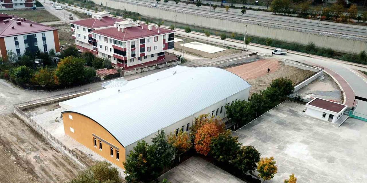 Havza Belediyesi Yarı Olimpik Yüzme Havuzu İçin Geri Sayım Başladı