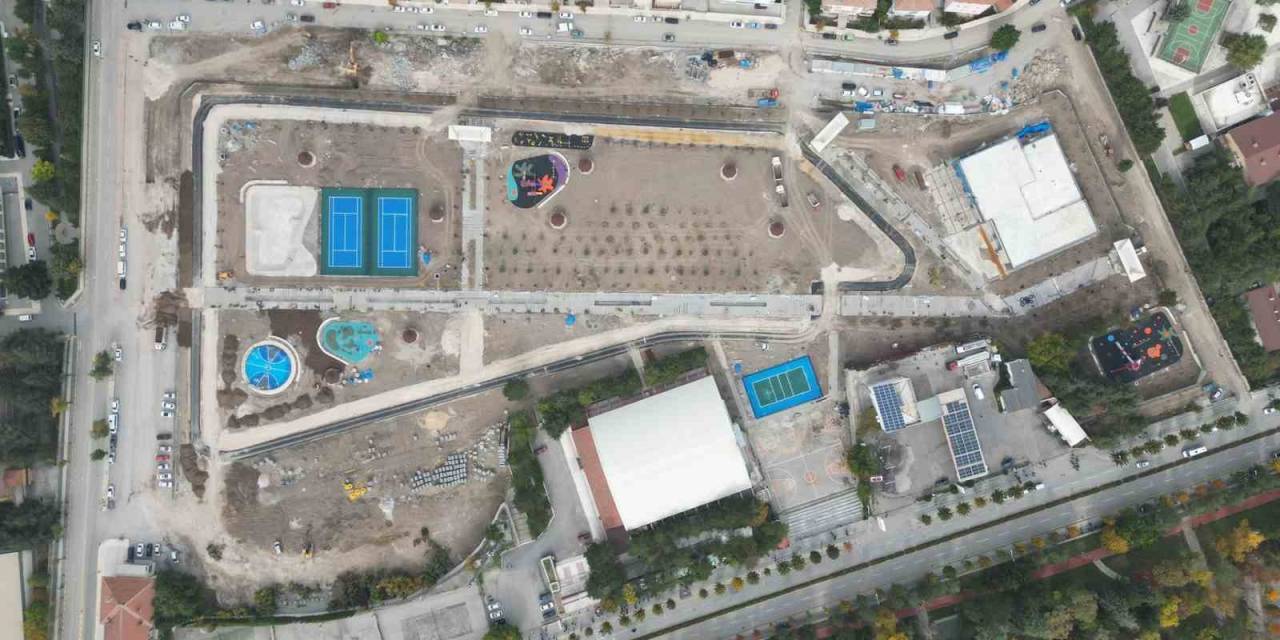 Sportif Temalı Millet Bahçesi’nde Yol Ve Otopark Çalışmaları Sürüyor