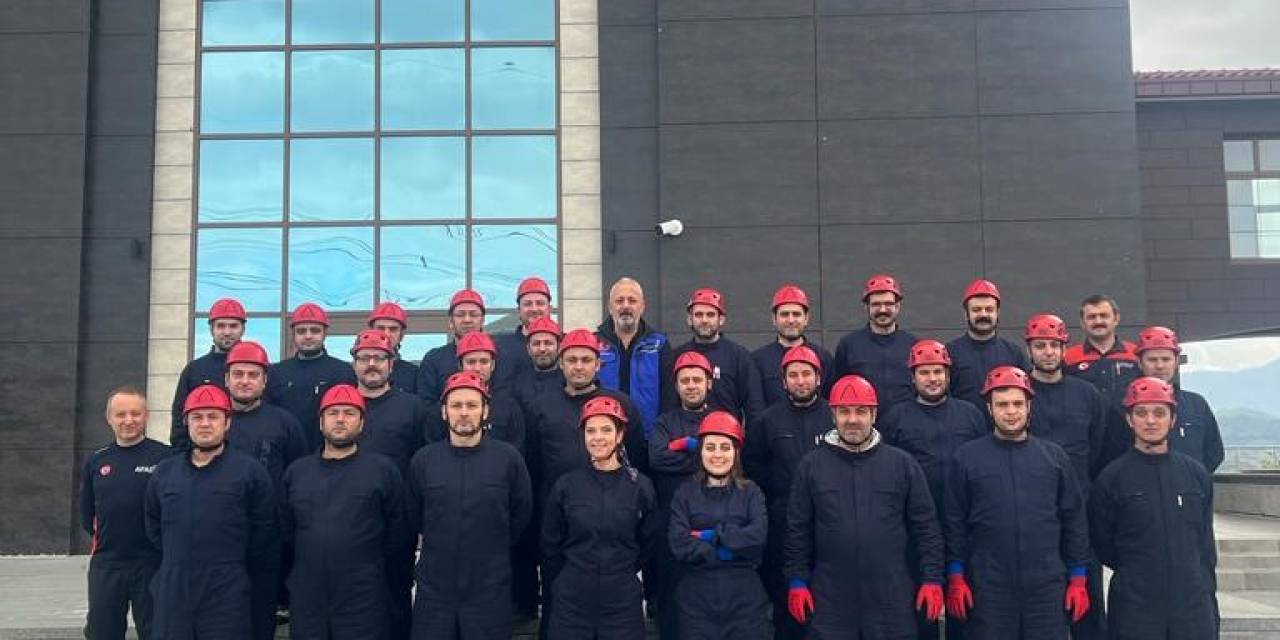 Afetlerde Can Kurtarmak İçin Eğitim Alıyorlar