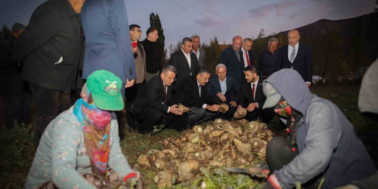 Vali Ali Çelik: "Çiftçi Üretimlerini Destekliyoruz"