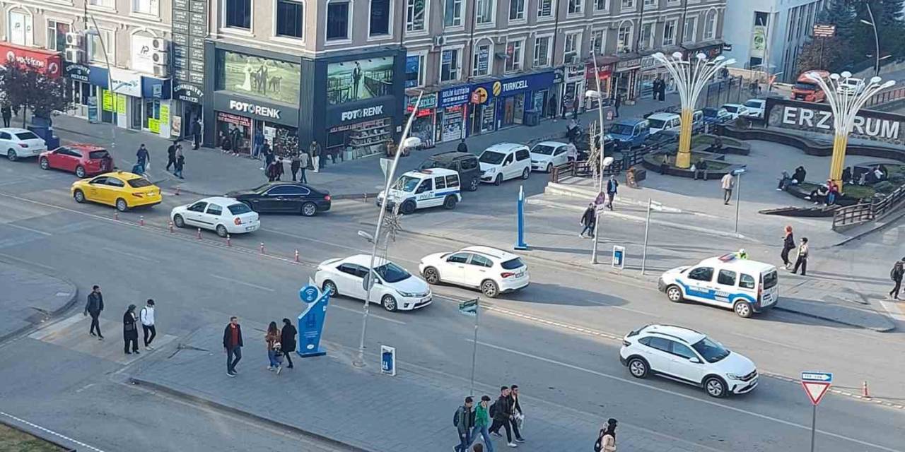 Erzurum Trafiğine 1 Ayda 3 Bin 382 Araç Kaydı