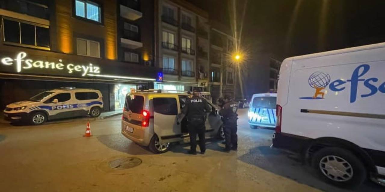 İzmir’de Polis Uygulamalarında 192 Aranan Şahıs Yakalandı