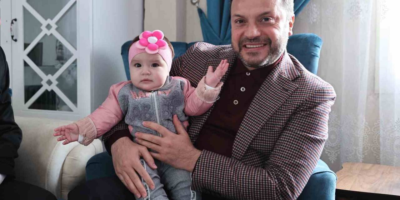 Yüreğir’de Yeni Doğan Bebeklere ‘Hoş Geldin’ Hediyesi