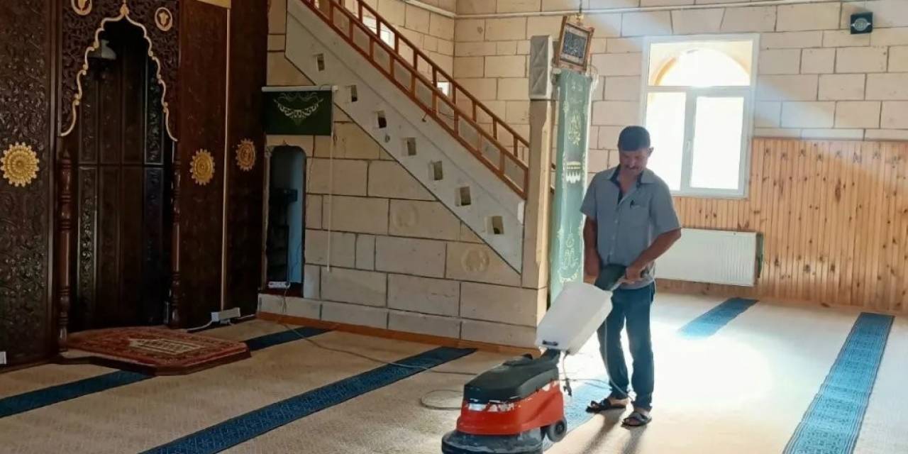 Ortahisar’da Camiler Temizlendi