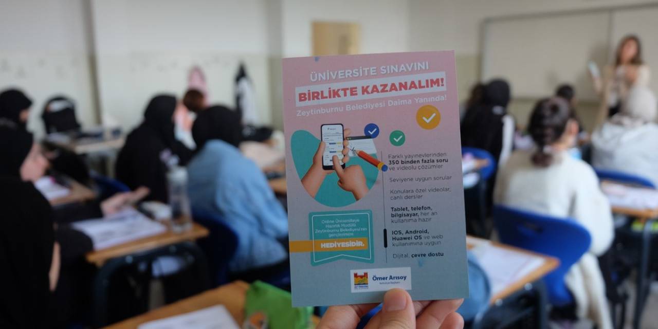 Zeytinburnu’nda 4 Bin 346 Lise Öğrencisine 350 Bin Soruluk Yks’ye Hazırlık Seti