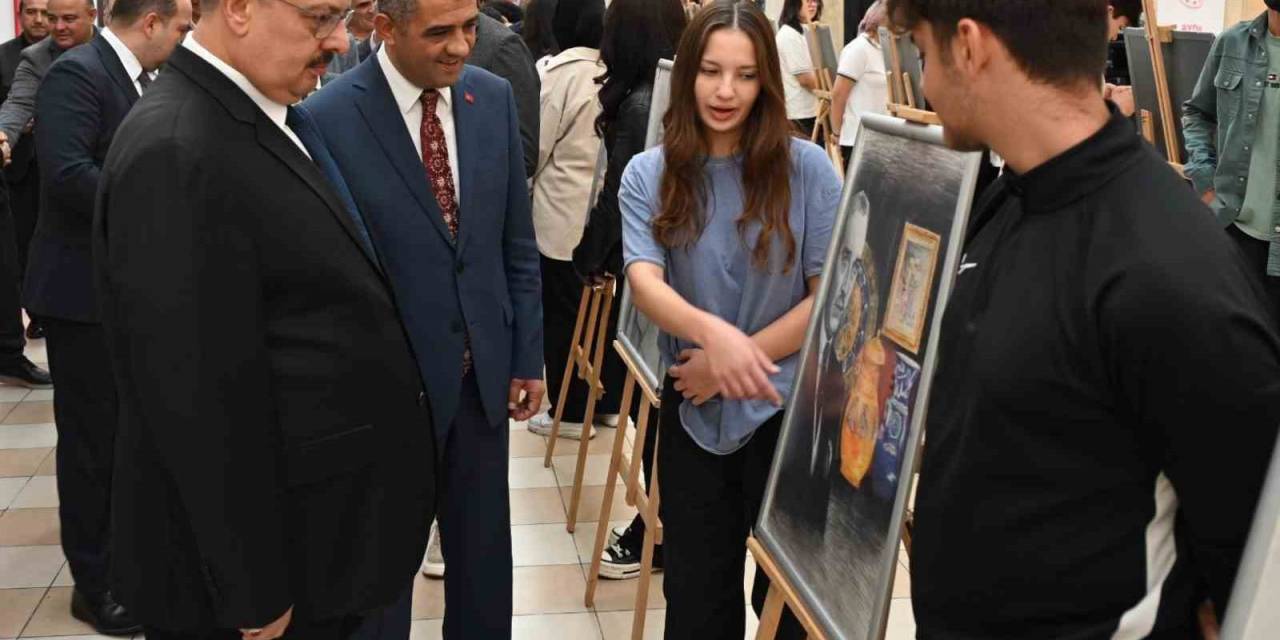 “100.yılında Cumhuriyet Ve Atatürk” Konulu Resim Sergisi Açıldı