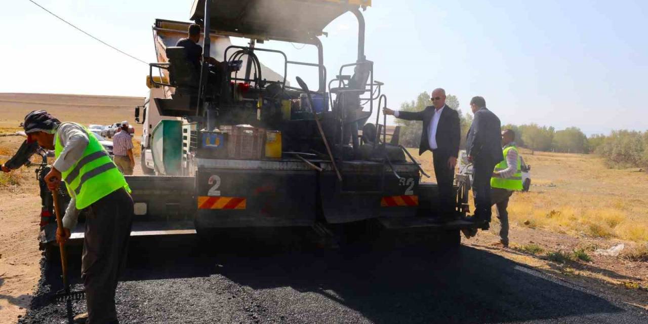 Tuşba Belediyesinin Asfalt Çalışması Hız Kesmeden Devam Ediyor