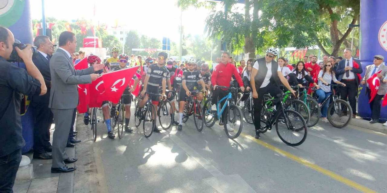 Cumhuriyetin 100. Yılında ’menteşe Bisiklet Turu Gerçekleştirildi