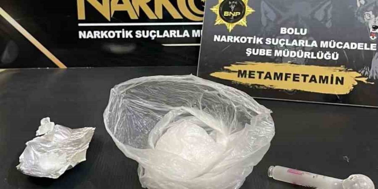 Üzerinde Ve Eşyalarında Uyuşturucu Madde Çıktı, Tutuklandı