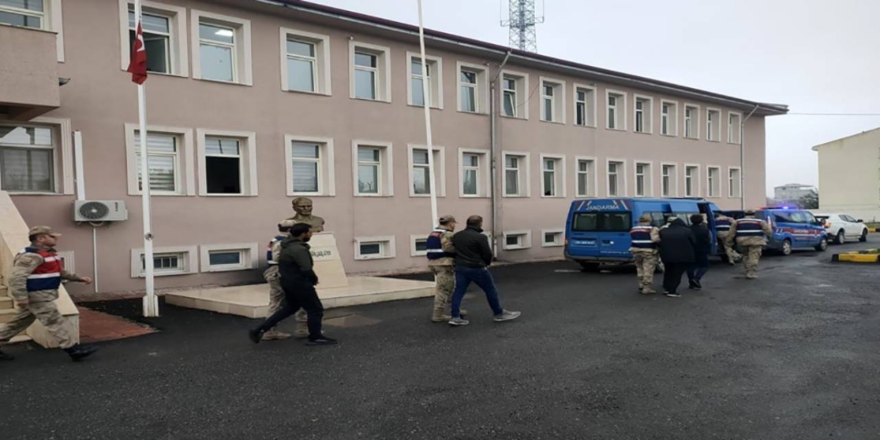 Iğdır’da Uyuşturucu Madde Satıcı Ve Kullanıcılarına Operasyon: 4 Tutuklama