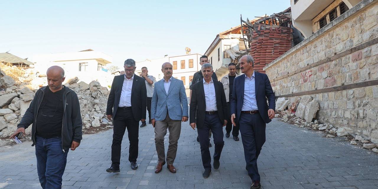 Tarihi Konaklar Yeniden Ayağa Kalkacak