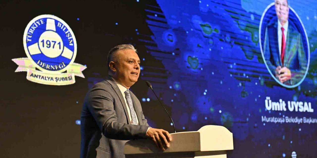 Muratpaşa Belediye Başkanı Uysal: "Antalya Bilişim Kentine Dönüşebilir"