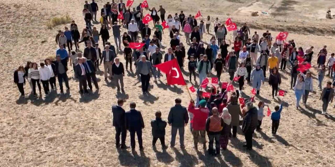 Eğitim Camiası Cumhuriyetin 100. Yıl Coşkusunu Kısa Filmle Anlattı