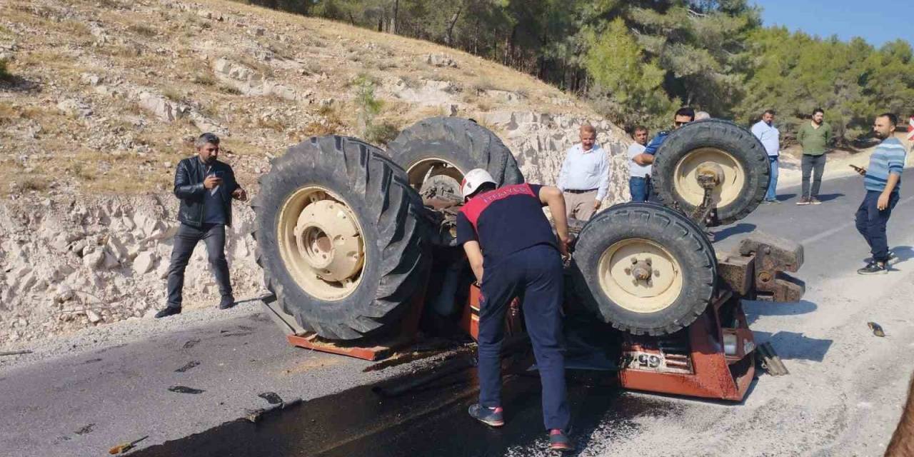 Devrilen Traktörün Sürücüsü Hayatını Kaybetti