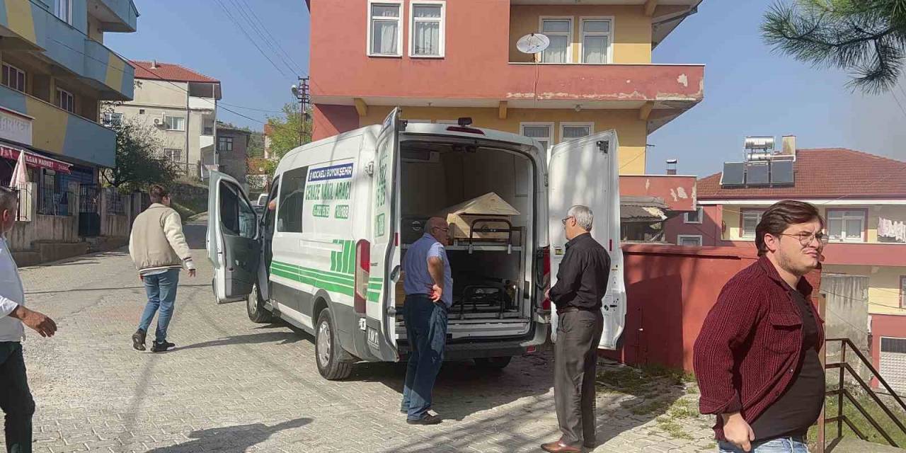 Ailesini Öldüren Emekli Uzman Çavuş Memleketine Getirildi