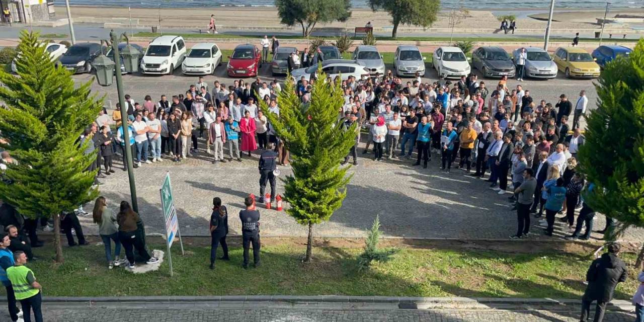 Yangın Tatbikatı Gerçeğini Aratmadı