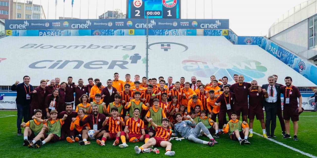 Galatasaray’ın Gençleri Bayern’i 2-1’le Geçti