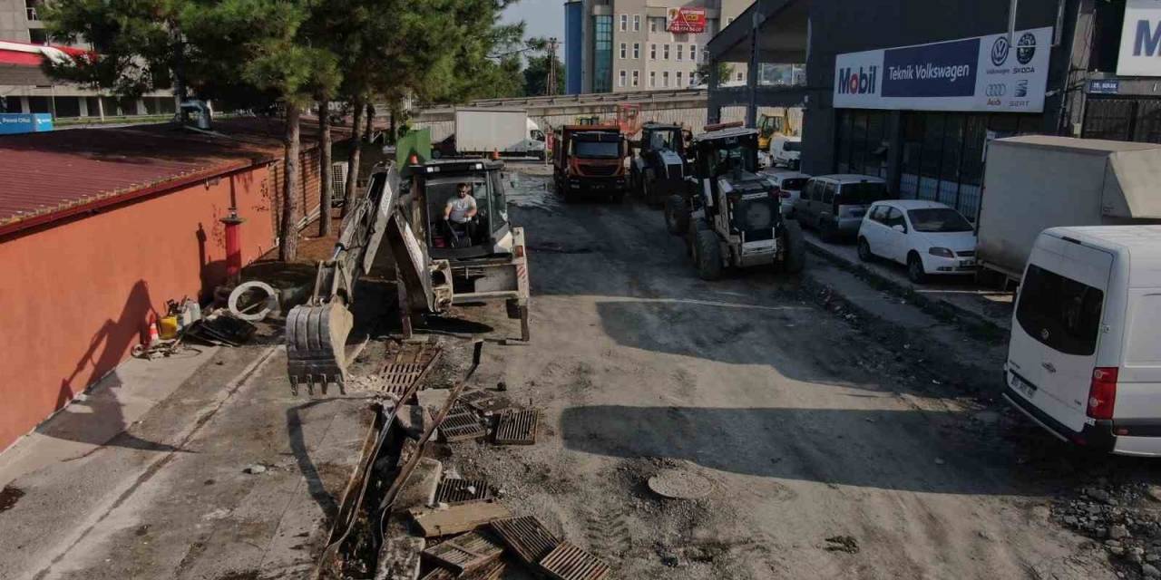 Sanayi Sitelerinde Yollar Yenileniyor