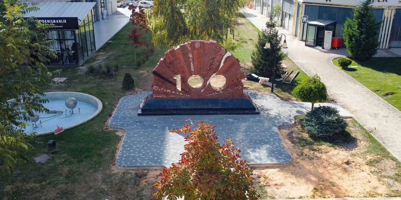 100. Yıl Cumhuriyet Anıtı Açılıyor