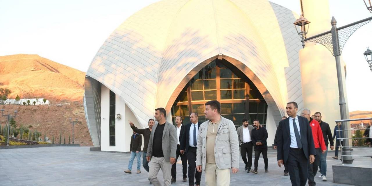 Aksaray’da Bedir Muhtar Cami Ve Külliye Projesi Tamamlandı