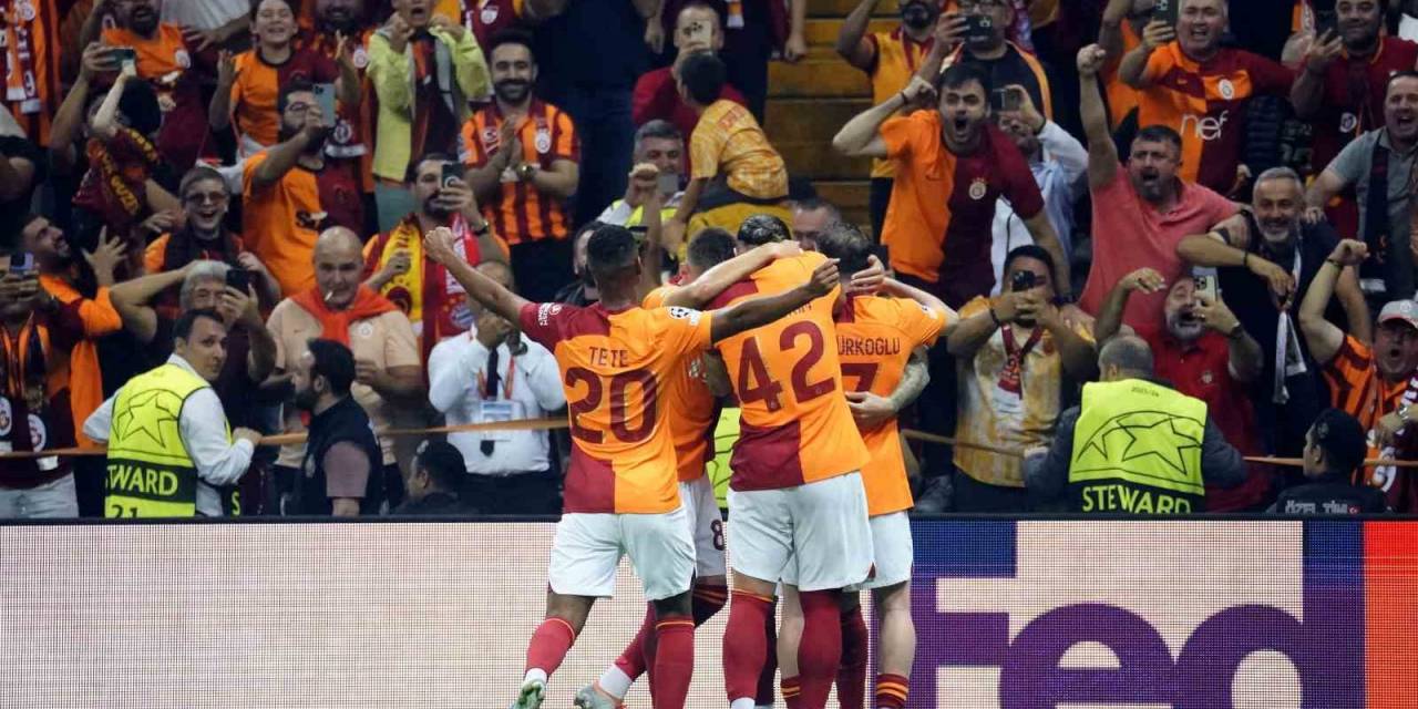 Uefa Şampiyonlar Ligi: Galatasaray: 1 - Bayern Münih: 1 (İlk Yarı)