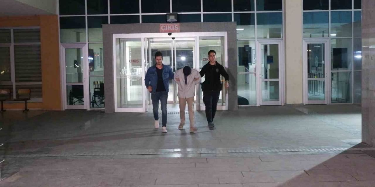 Hastanede Doktorlara Tabancayla Korku Dolu Anlar Yaşatan Şüpheli Tutuklandı