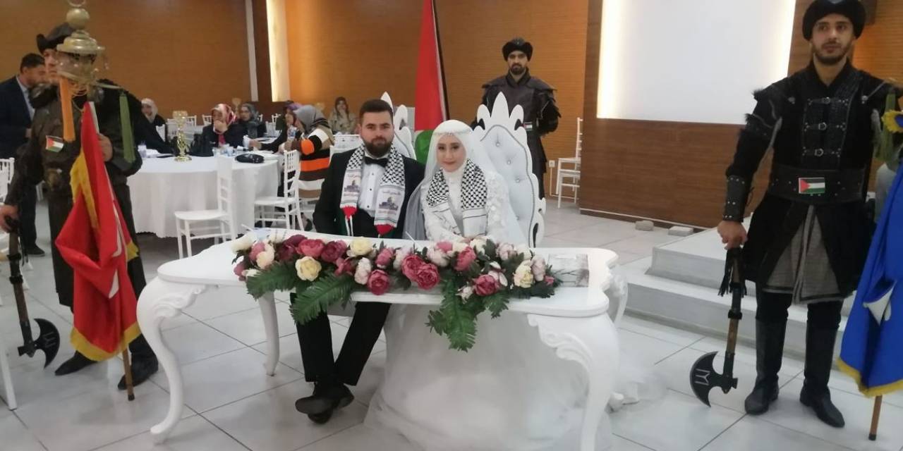 Düğün Takılarını Filistin Halkına Bağışlayacaklar