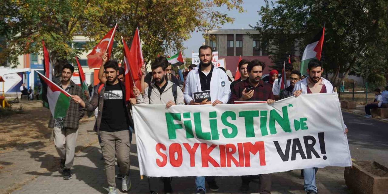 Üniversite Öğrencilerinden Filistin’e Destek Yürüyüşü