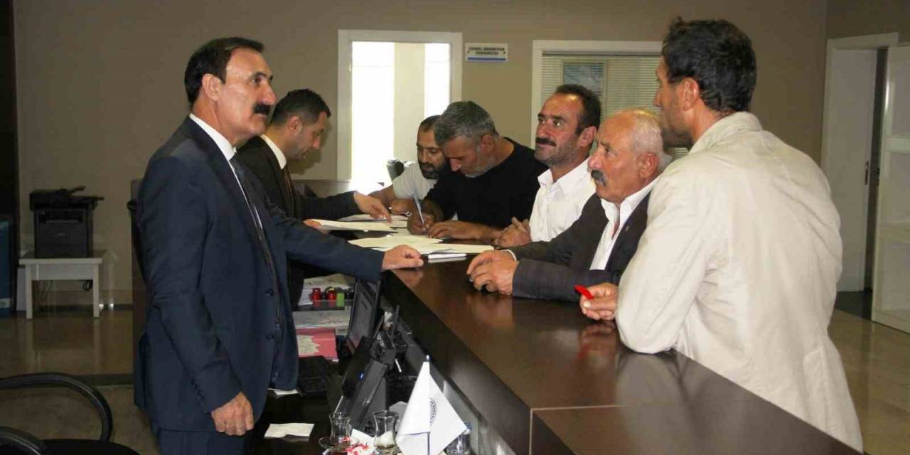 Hububat Alımları Vanlı Çiftçilerin Yüzünü Güldürdü