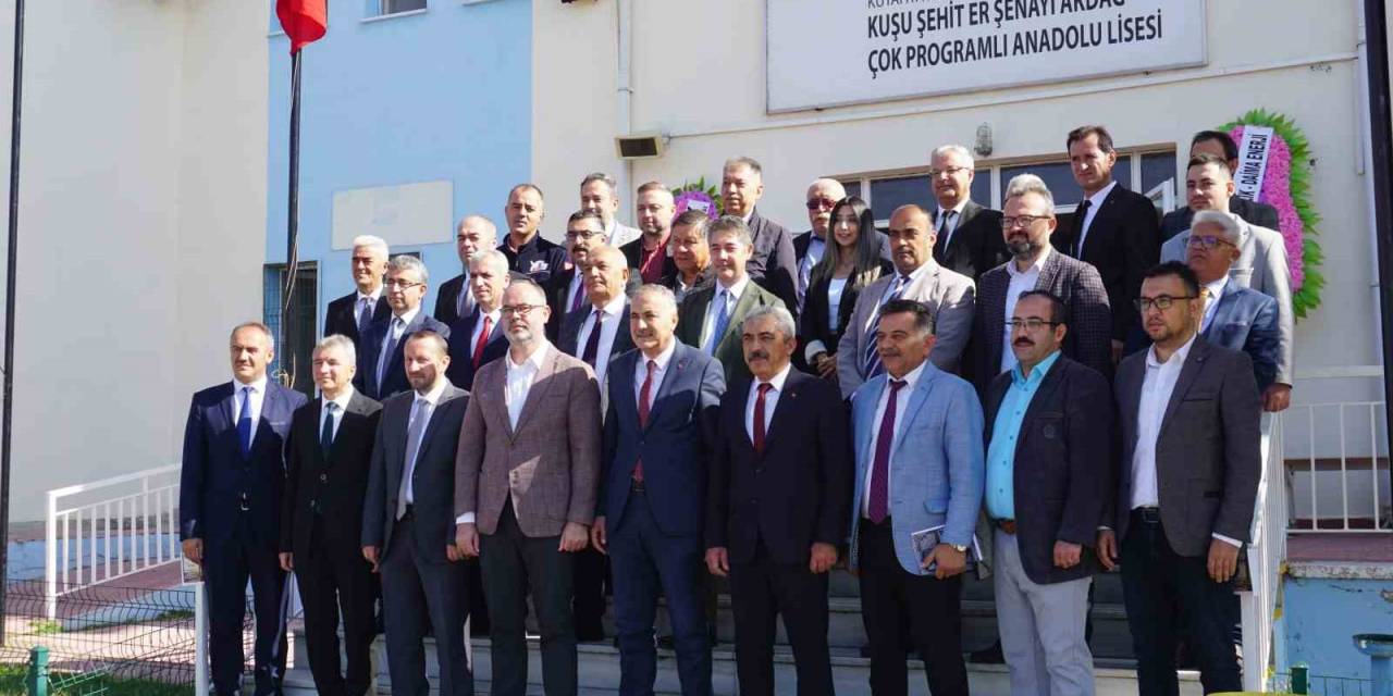 Oedaş Kütahya İl Müdürü, Okul Çatısına Kurulan Ges Panellerinin Açılışına Katıldı