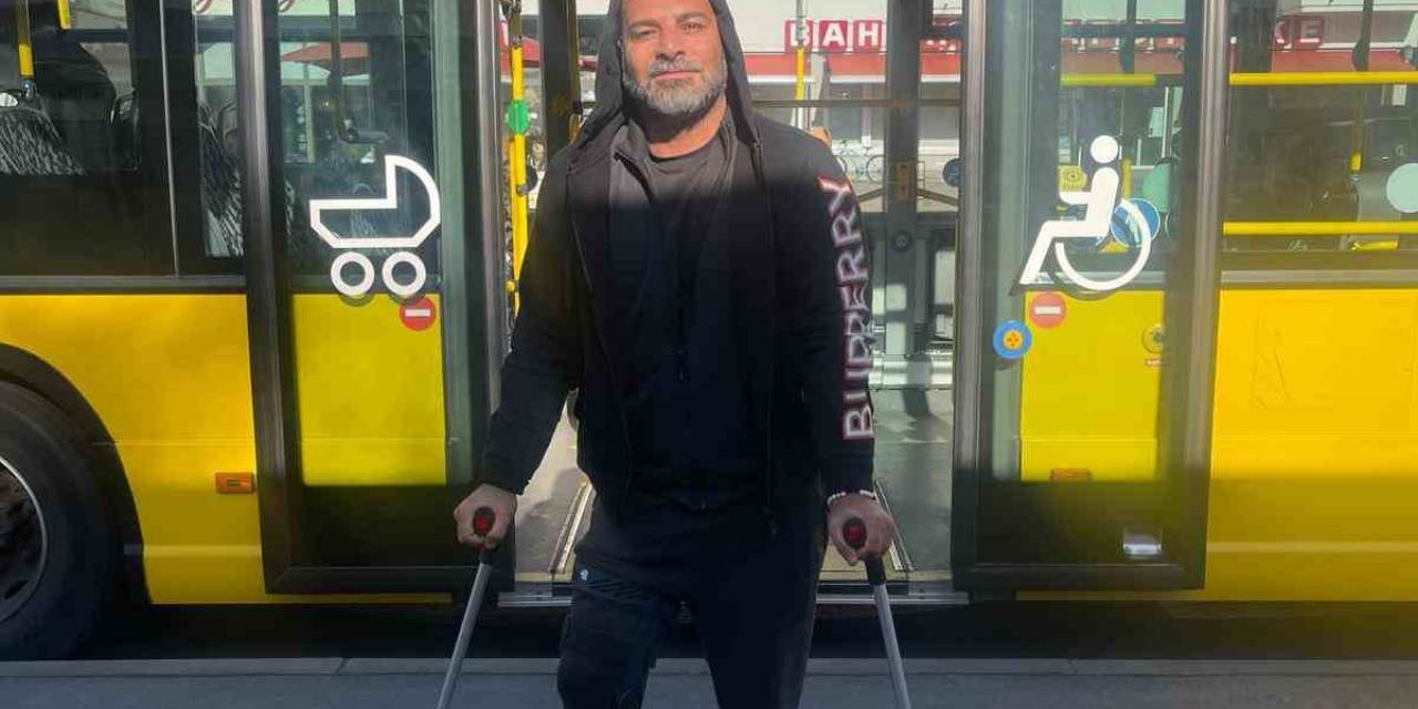 Kazadan Yaralı Kurtulan İş Adamı Deniz Özvural’dan 50 Kız Öğrenciye Burs