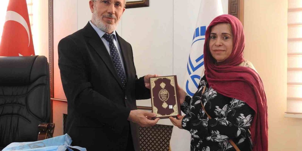 Brezilyalı Kadın Kilis’te Müslüman Oldu