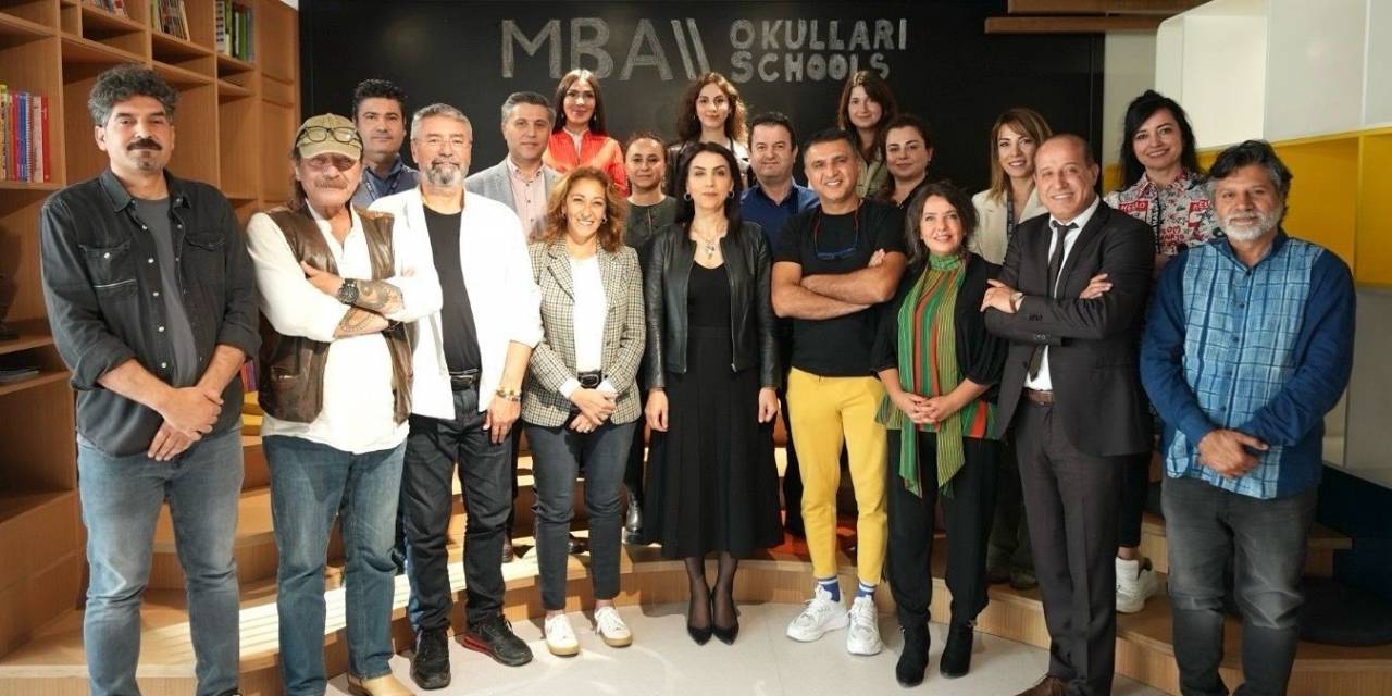 Cumhuriyet Yüzyılı Sanat Çalıştayı Başladı