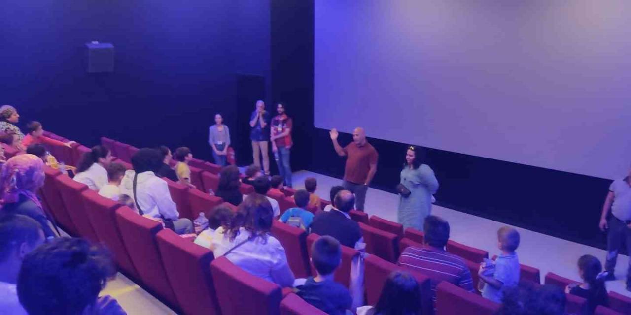 Alanya’da Çocuklar Cumhuriyet’in 100. Yılı Coşkusu Yaşadı