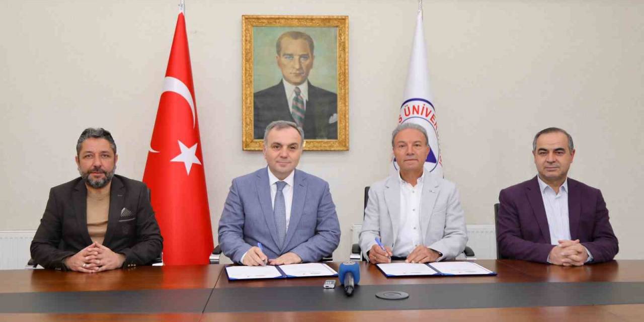 Erü İle Kızılay Arasında Protokol İmzalandı