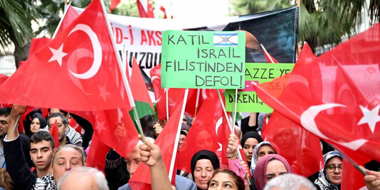 Gaziosmanpaşa’da “Filistin’e Engel Yok” Sloganıyla Yürüyüş Yapıldı