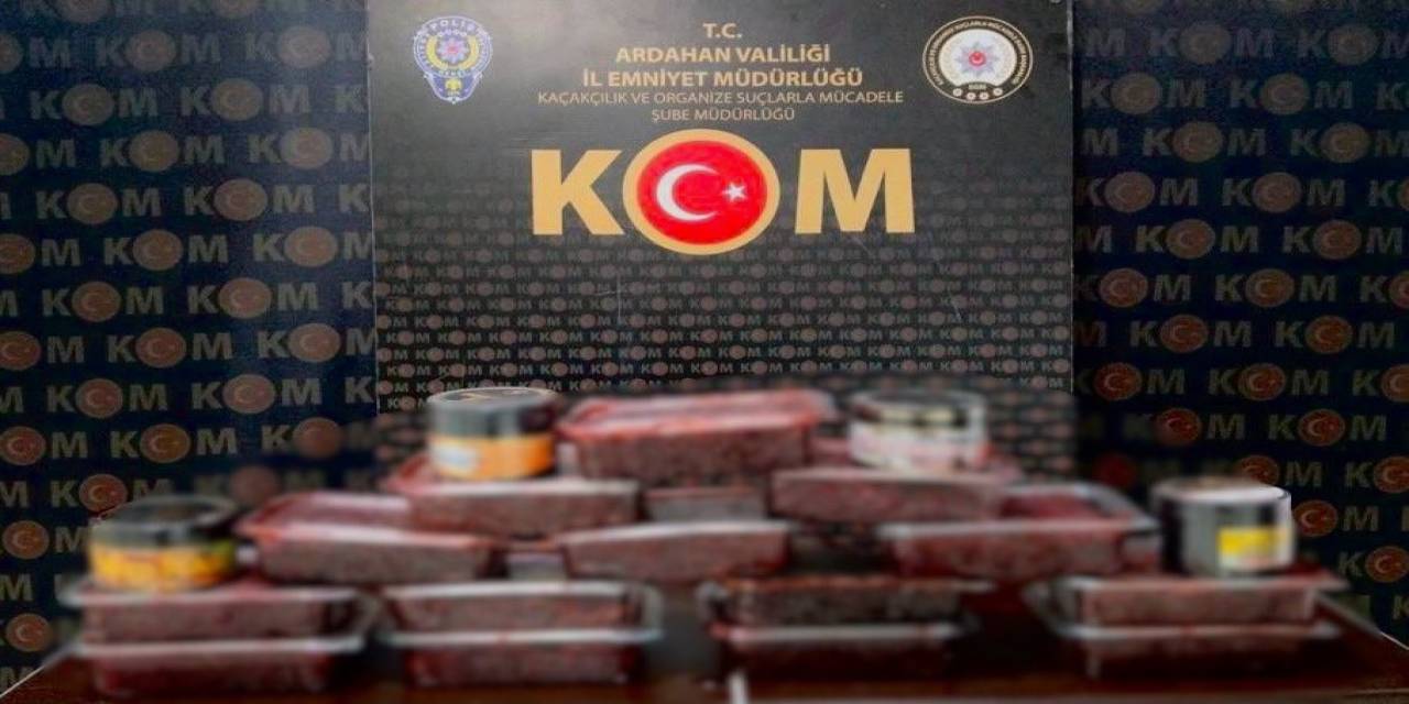 Emniyetten Kaçakçılık Ve Asayiş Operasyonu; 2 Gözaltı