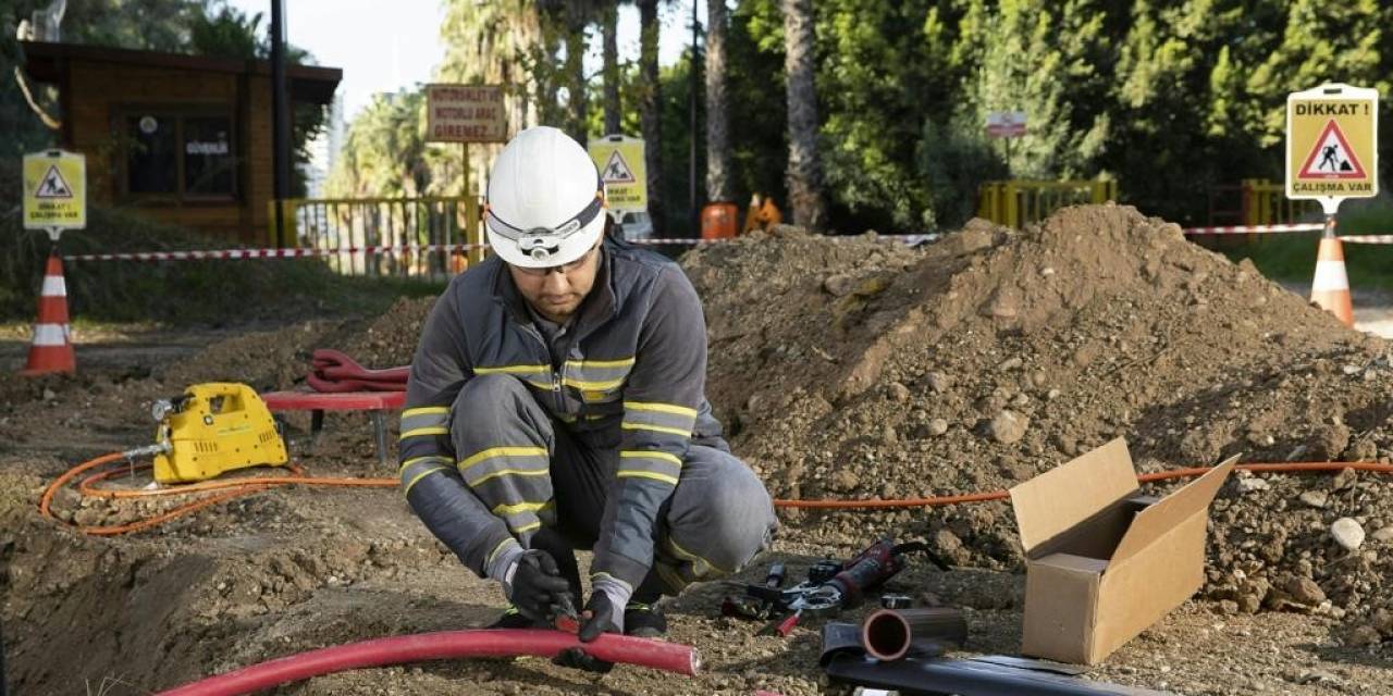Toroslar Edaş, Gaziantep’ı Bakım Ve Yatırımlarıyla Aydınlattı
