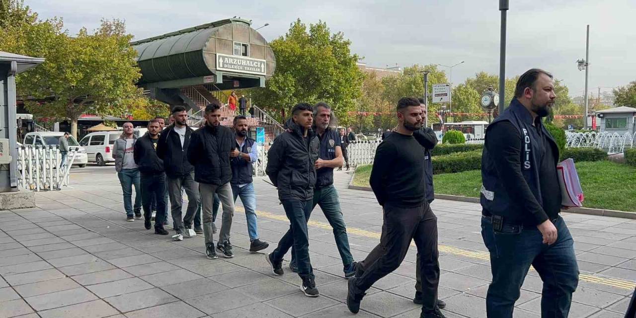Ankara’da Parktaki Cinayetle İlgili 3 Kişi Tutuklandı