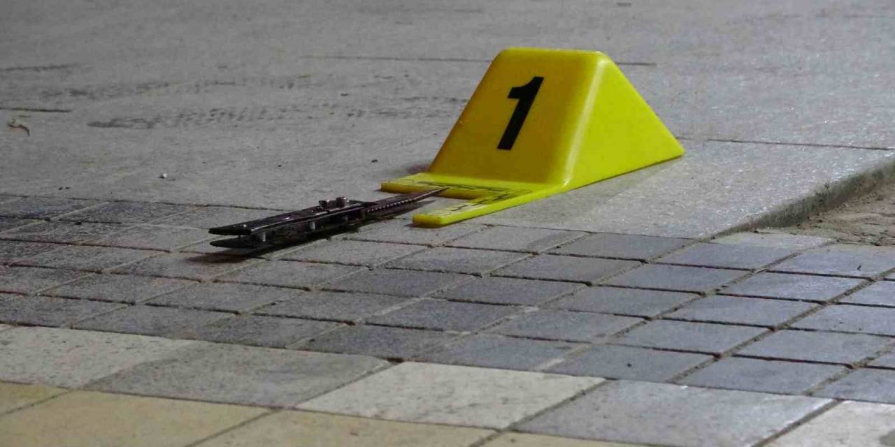 Dürümcüde Bıçaklı Kavga: 1 Yaralı