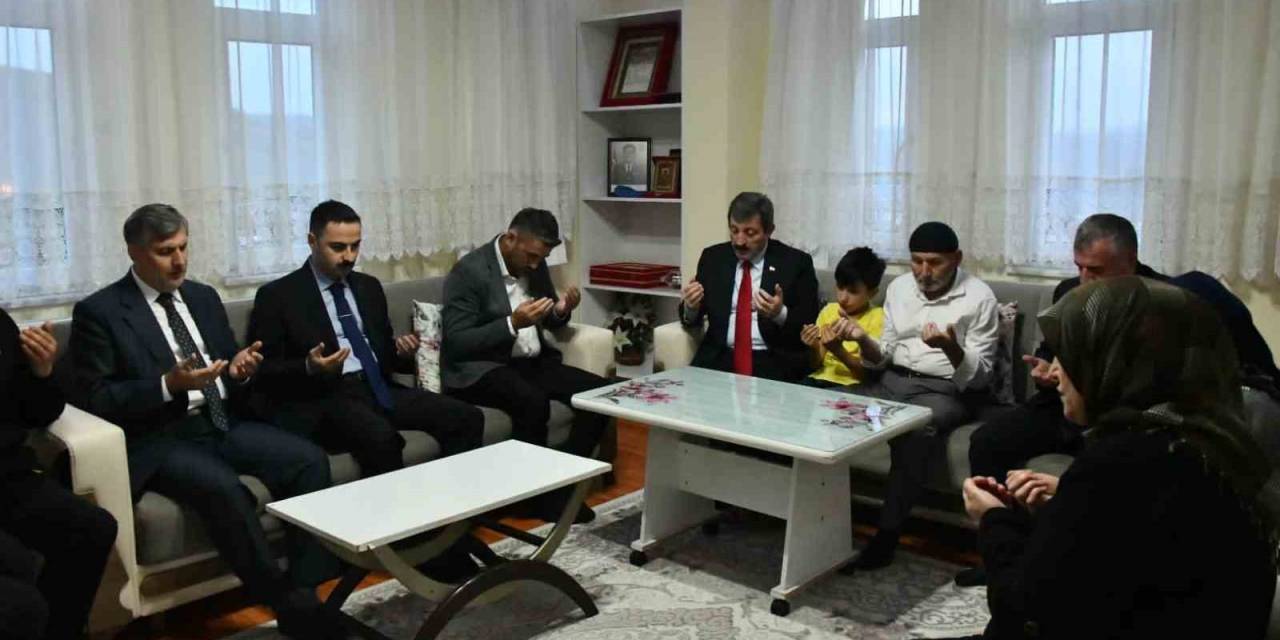 Vali Tavlı’dan Şehit Yüzbaşıya Vefa